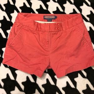 Vineyard Vines 3 inch pink short size 0